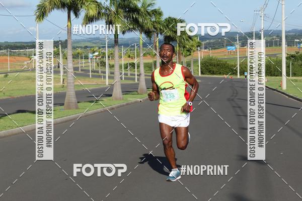 Buy your photos of the event2� Corrida e Caminhada de Fim de Ano de Salto de Pirapora on Fotop