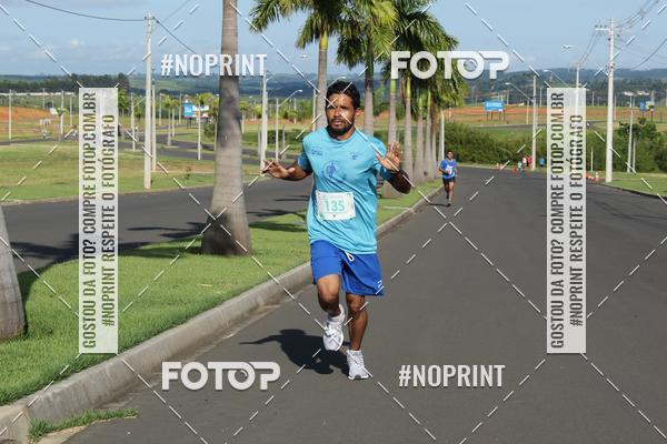 Buy your photos of the event2� Corrida e Caminhada de Fim de Ano de Salto de Pirapora on Fotop