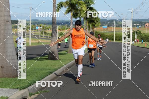 Buy your photos of the event2� Corrida e Caminhada de Fim de Ano de Salto de Pirapora on Fotop