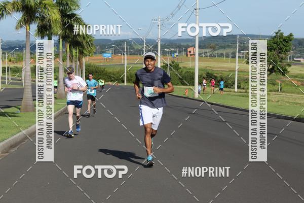 Buy your photos of the event2� Corrida e Caminhada de Fim de Ano de Salto de Pirapora on Fotop