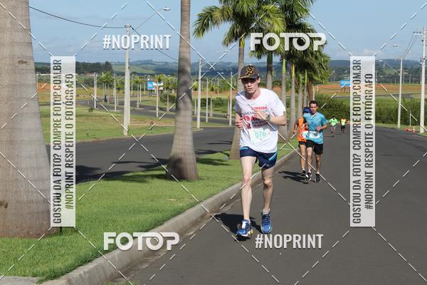 Buy your photos of the event2� Corrida e Caminhada de Fim de Ano de Salto de Pirapora on Fotop