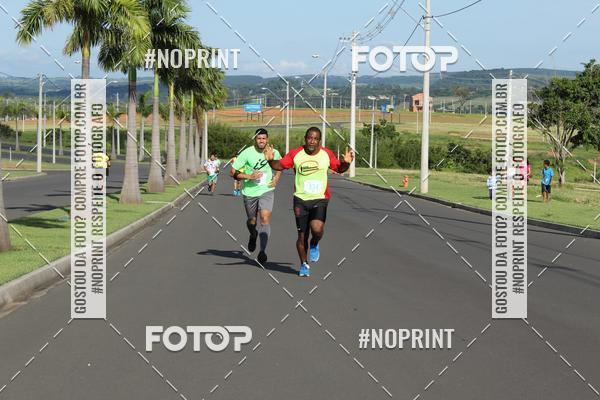 Buy your photos of the event2� Corrida e Caminhada de Fim de Ano de Salto de Pirapora on Fotop
