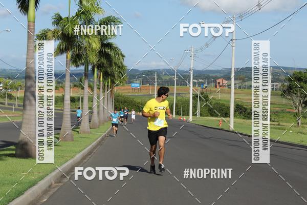 Buy your photos of the event2� Corrida e Caminhada de Fim de Ano de Salto de Pirapora on Fotop
