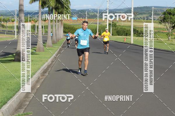 Buy your photos of the event2� Corrida e Caminhada de Fim de Ano de Salto de Pirapora on Fotop