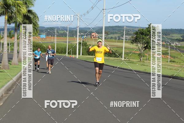 Buy your photos of the event2� Corrida e Caminhada de Fim de Ano de Salto de Pirapora on Fotop