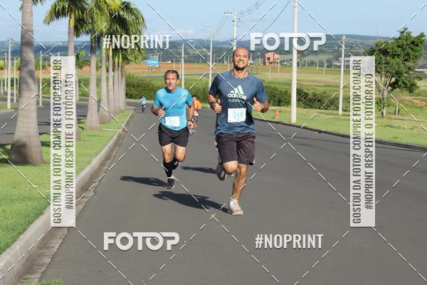 Buy your photos of the event2� Corrida e Caminhada de Fim de Ano de Salto de Pirapora on Fotop