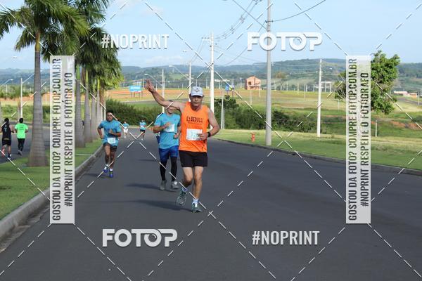 Buy your photos of the event2� Corrida e Caminhada de Fim de Ano de Salto de Pirapora on Fotop