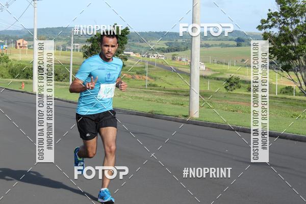 Buy your photos of the event2� Corrida e Caminhada de Fim de Ano de Salto de Pirapora on Fotop