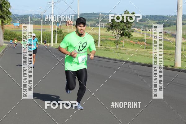 Buy your photos of the event2� Corrida e Caminhada de Fim de Ano de Salto de Pirapora on Fotop