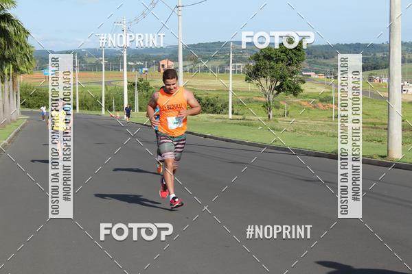 Buy your photos of the event2� Corrida e Caminhada de Fim de Ano de Salto de Pirapora on Fotop