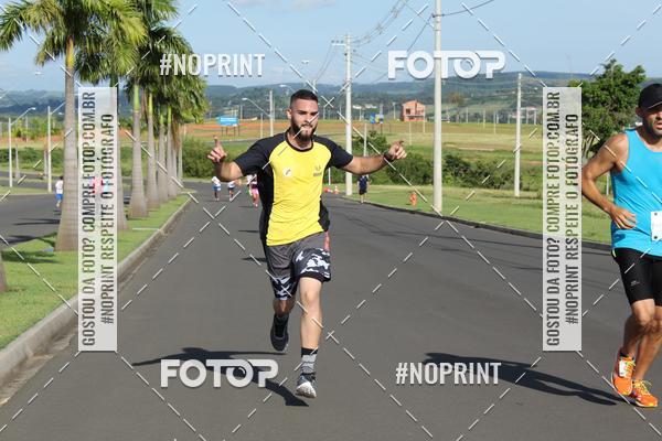 Buy your photos of the event2� Corrida e Caminhada de Fim de Ano de Salto de Pirapora on Fotop
