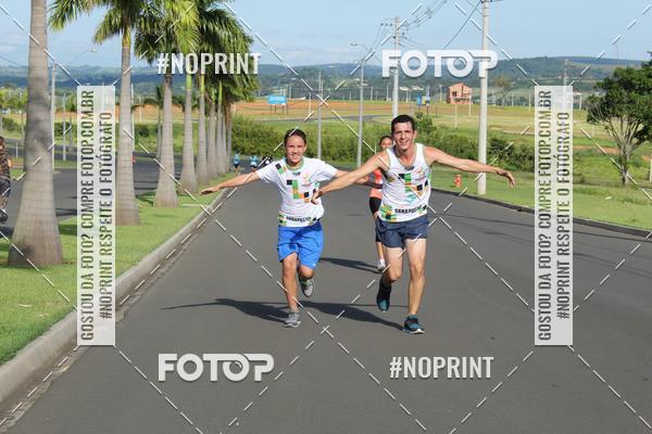 Buy your photos of the event2� Corrida e Caminhada de Fim de Ano de Salto de Pirapora on Fotop