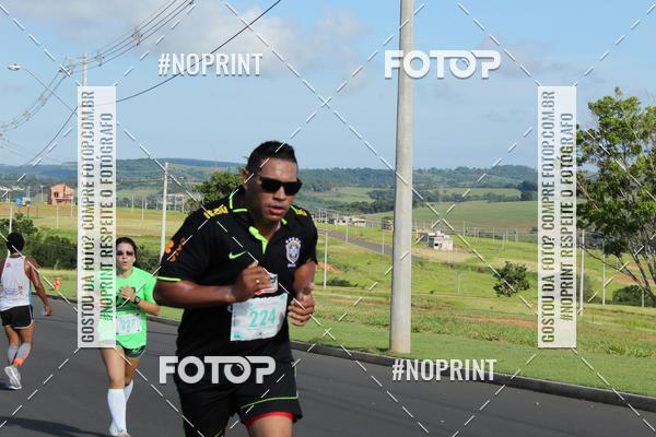 Buy your photos of the event2� Corrida e Caminhada de Fim de Ano de Salto de Pirapora on Fotop