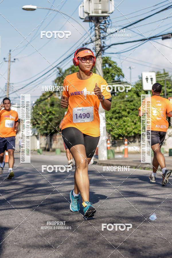 Buy your photos of the eventWest Run on Fotop