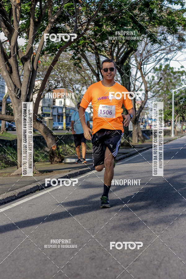 Buy your photos of the eventWest Run on Fotop