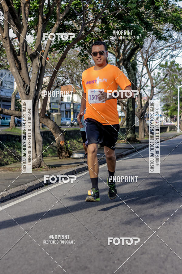 Buy your photos of the eventWest Run on Fotop