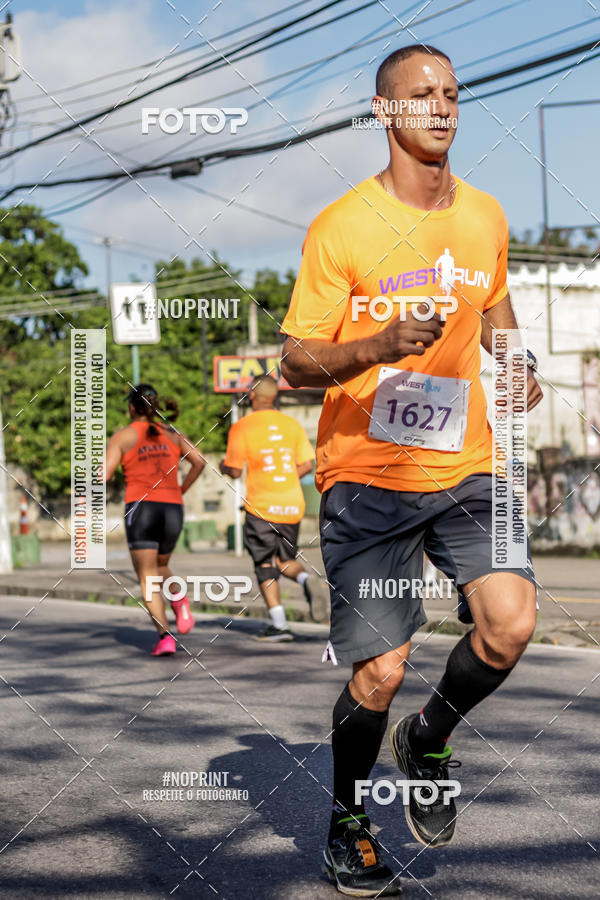 Buy your photos of the eventWest Run on Fotop