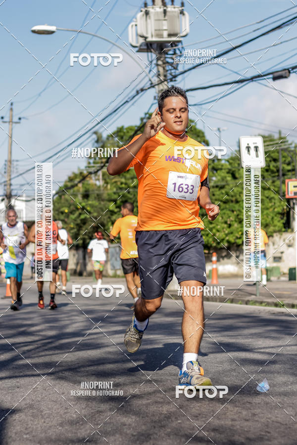 Buy your photos of the eventWest Run on Fotop