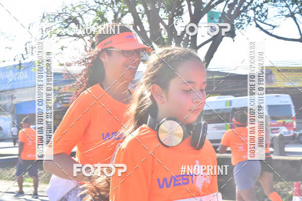 Buy your photos of the eventWest Run on Fotop