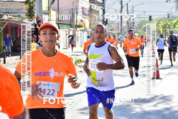 Buy your photos of the eventWest Run on Fotop