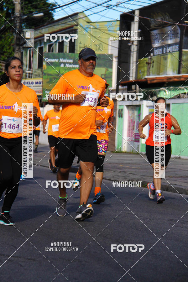 Buy your photos of the eventWest Run on Fotop