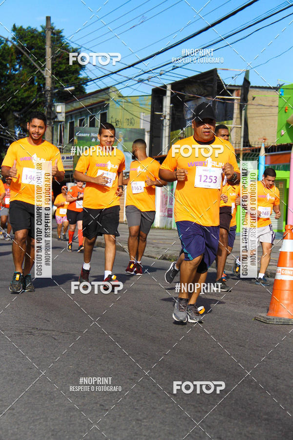 Buy your photos of the eventWest Run on Fotop