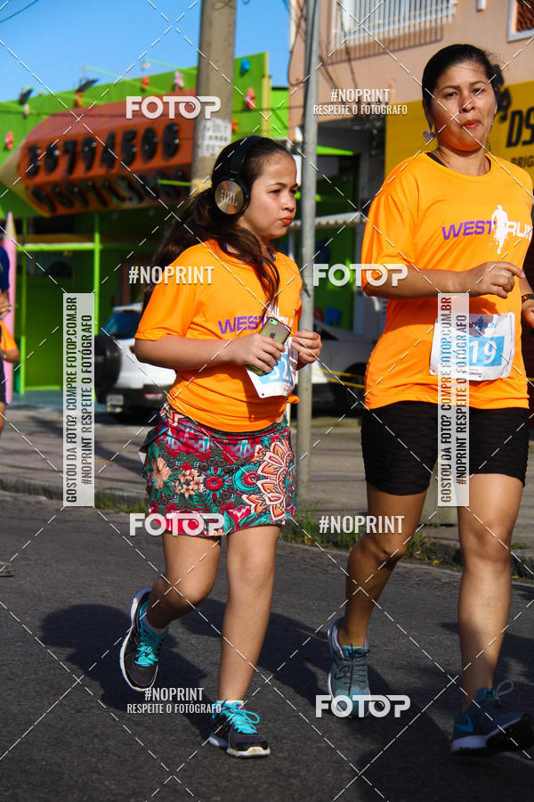 Buy your photos of the eventWest Run on Fotop