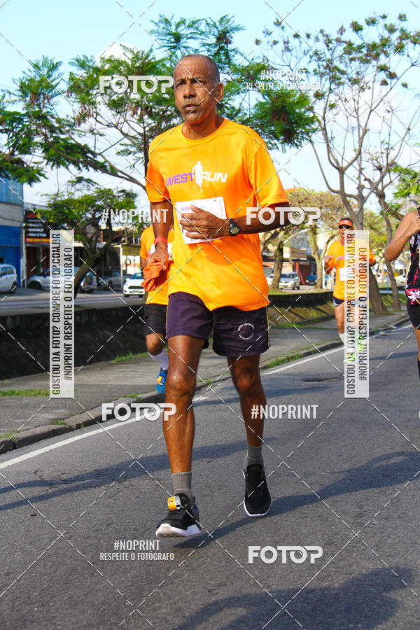Buy your photos of the eventWest Run on Fotop