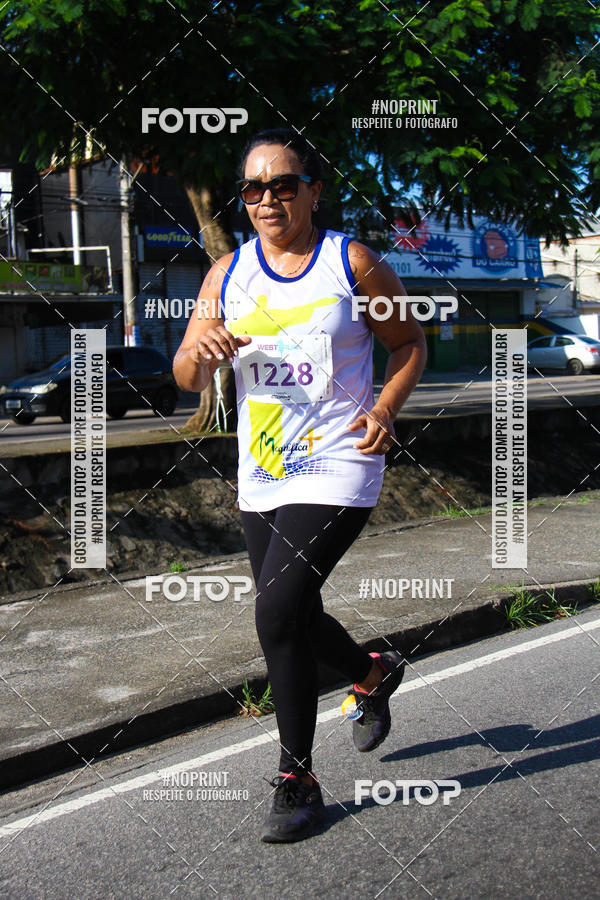 Buy your photos of the eventWest Run on Fotop