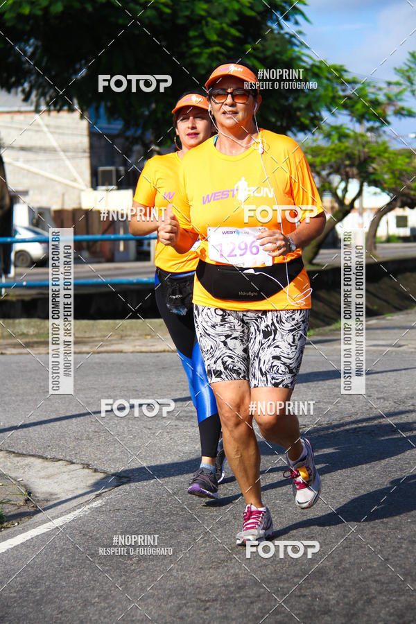 Buy your photos of the eventWest Run on Fotop