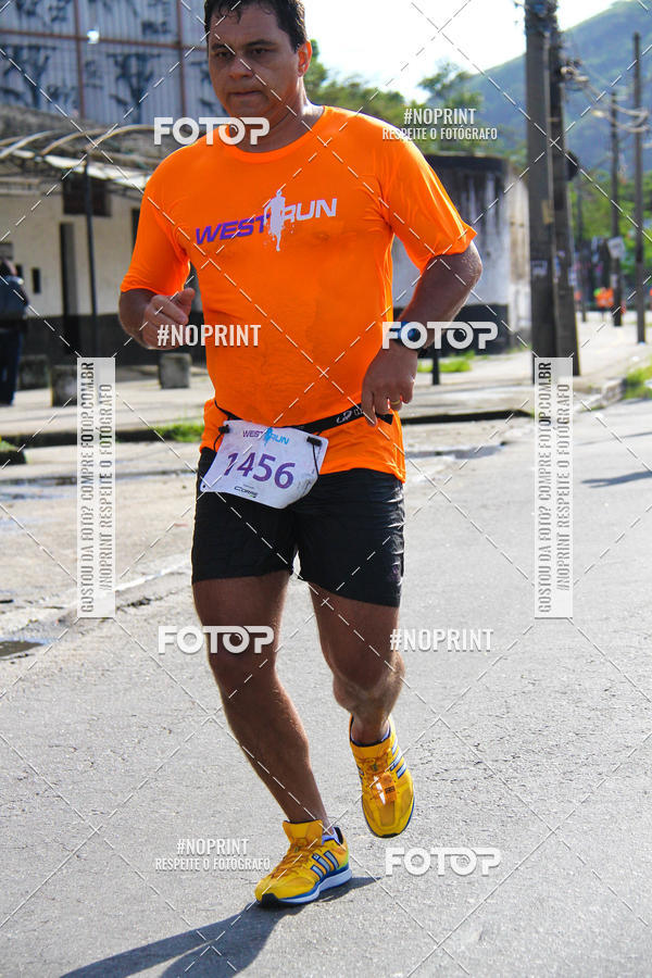 Buy your photos of the eventWest Run on Fotop
