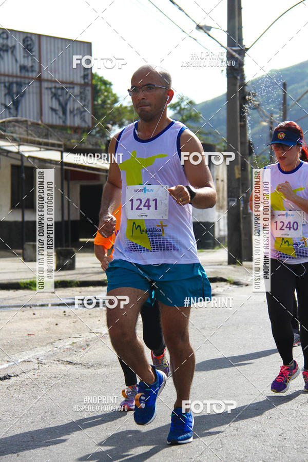 Buy your photos of the eventWest Run on Fotop