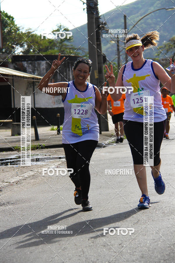 Buy your photos of the eventWest Run on Fotop
