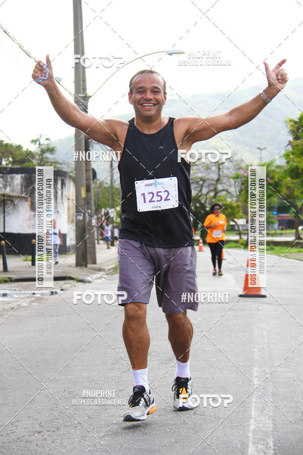 Buy your photos of the eventWest Run on Fotop