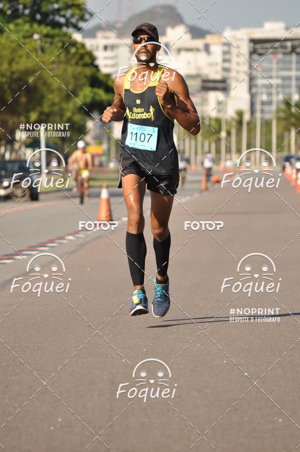 Buy your photos of the event21KES - Meia Maratona do Esprito Santo on Fotop