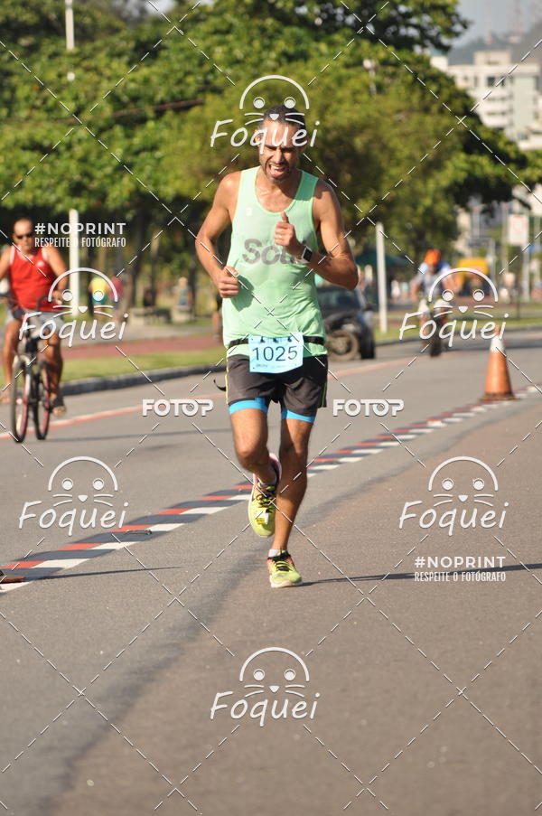 Buy your photos of the event21KES - Meia Maratona do Esprito Santo on Fotop
