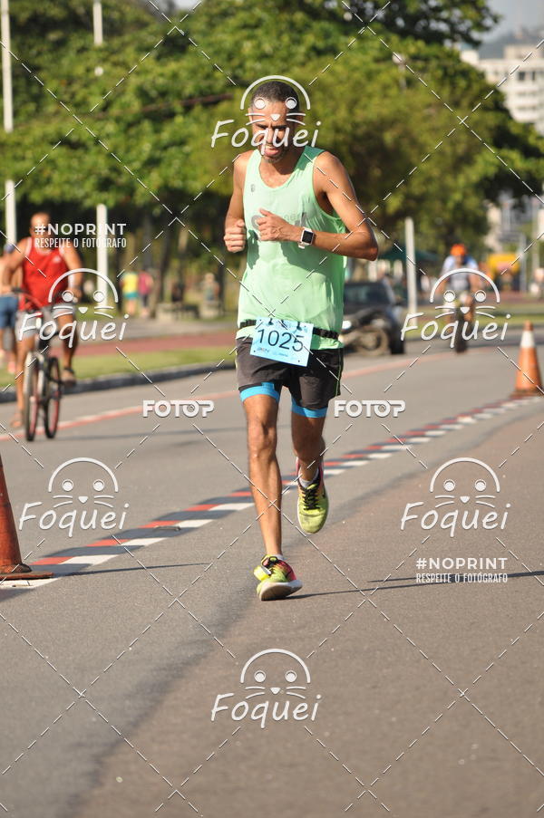 Buy your photos of the event21KES - Meia Maratona do Esprito Santo on Fotop