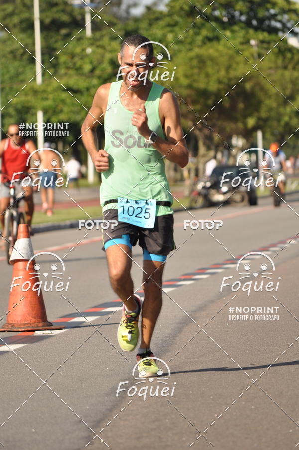 Buy your photos of the event21KES - Meia Maratona do Esprito Santo on Fotop