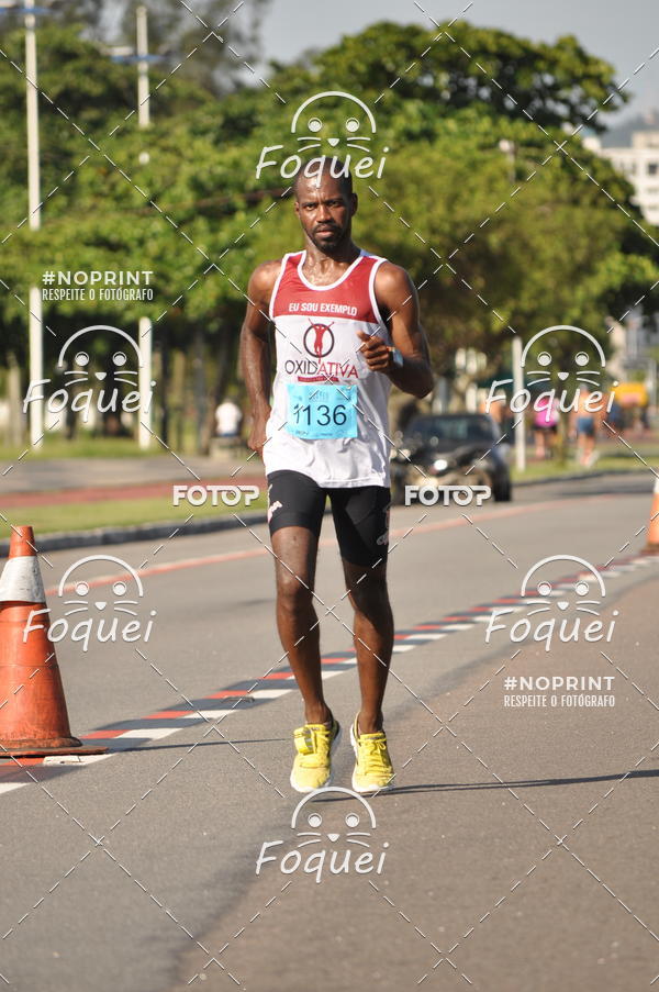 Buy your photos of the event21KES - Meia Maratona do Esprito Santo on Fotop