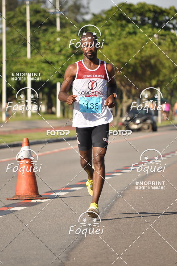 Buy your photos of the event21KES - Meia Maratona do Esprito Santo on Fotop