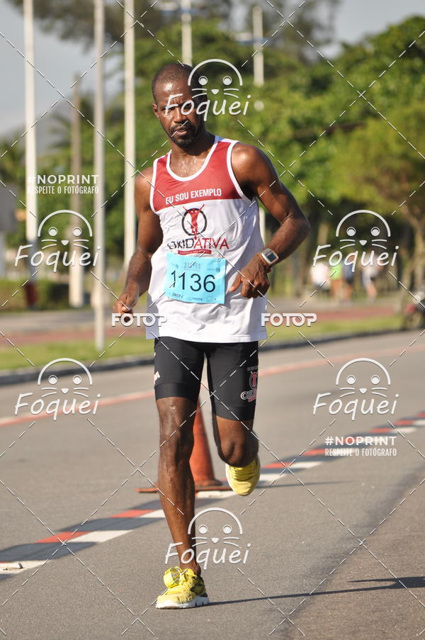 Buy your photos of the event21KES - Meia Maratona do Esprito Santo on Fotop
