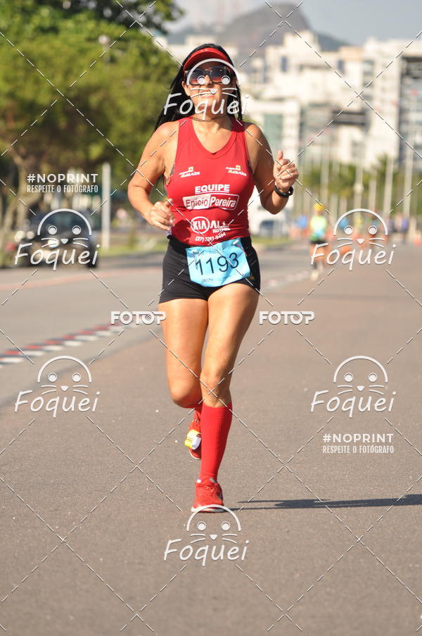 Buy your photos of the event21KES - Meia Maratona do Esprito Santo on Fotop