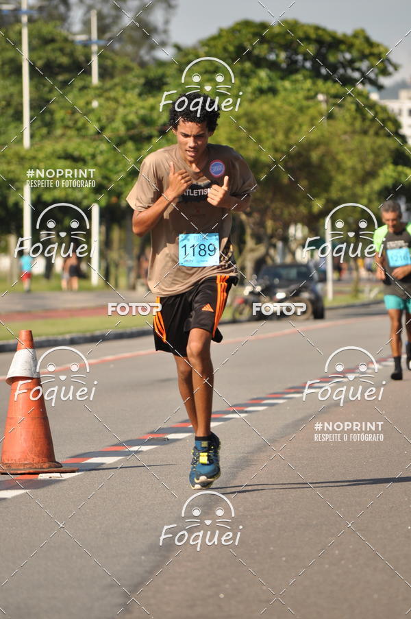 Buy your photos of the event21KES - Meia Maratona do Esprito Santo on Fotop
