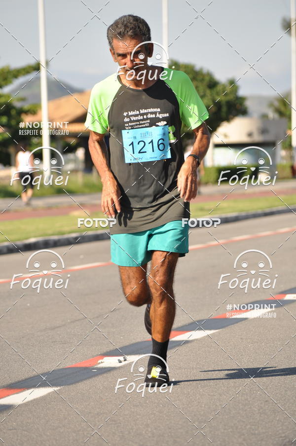Buy your photos of the event21KES - Meia Maratona do Esprito Santo on Fotop