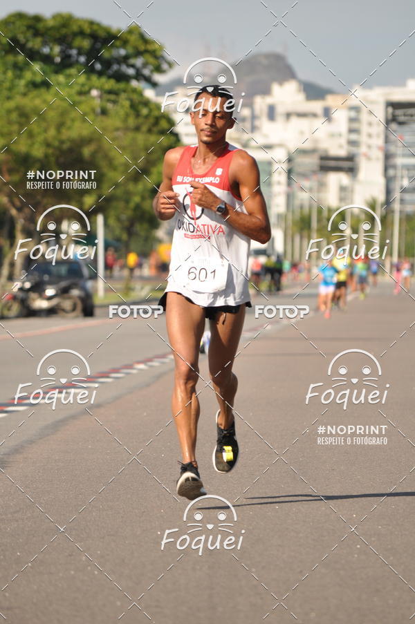 Buy your photos of the event21KES - Meia Maratona do Esprito Santo on Fotop