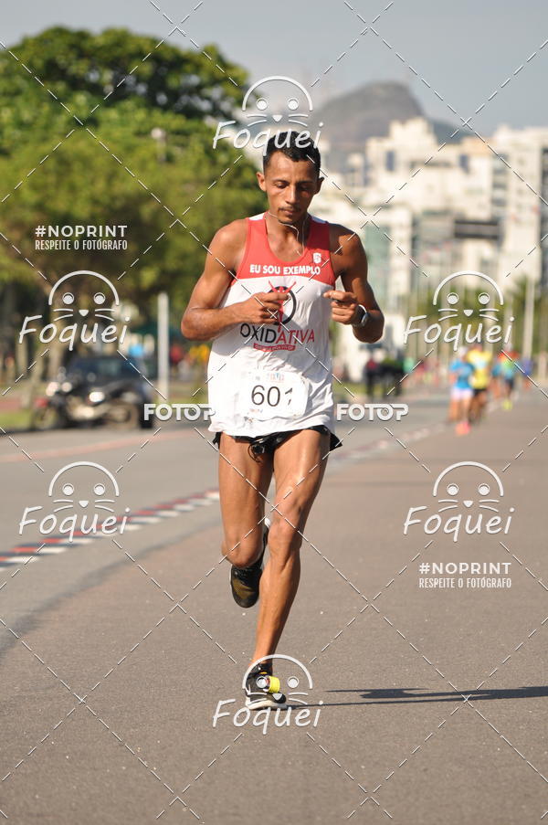 Buy your photos of the event21KES - Meia Maratona do Esprito Santo on Fotop