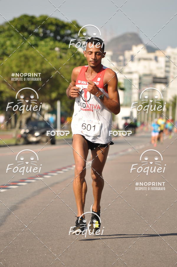 Buy your photos of the event21KES - Meia Maratona do Esprito Santo on Fotop