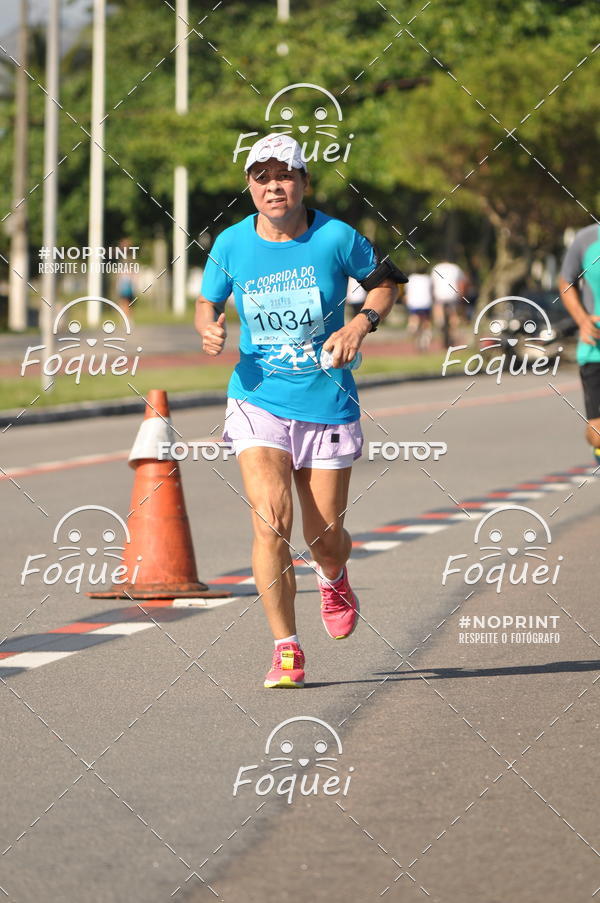 Buy your photos of the event21KES - Meia Maratona do Esprito Santo on Fotop