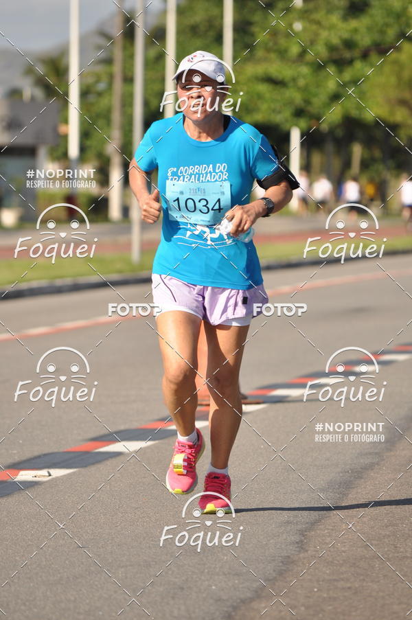 Buy your photos of the event21KES - Meia Maratona do Esprito Santo on Fotop