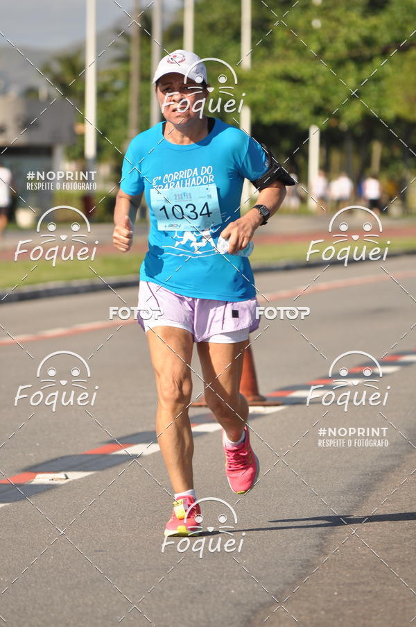 Buy your photos of the event21KES - Meia Maratona do Esprito Santo on Fotop